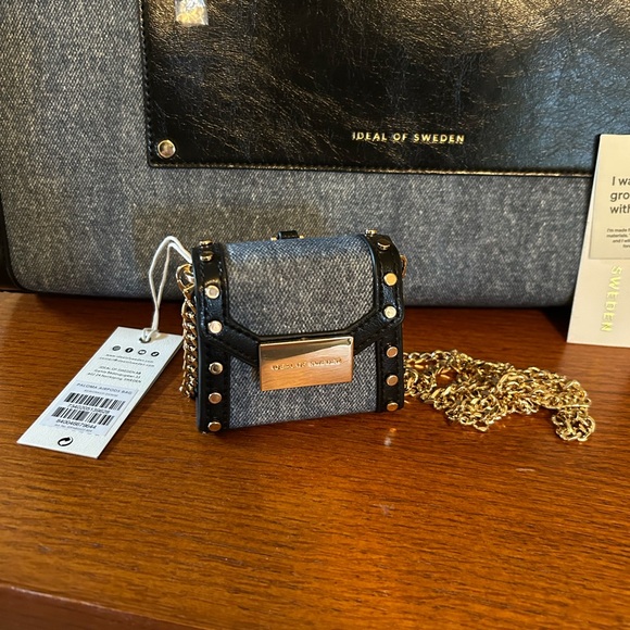 NWT Ideal Of Sweden Daria‎ Shopper Bag Denim Large Tote Bag with AirPod case - Picture 9 of 11